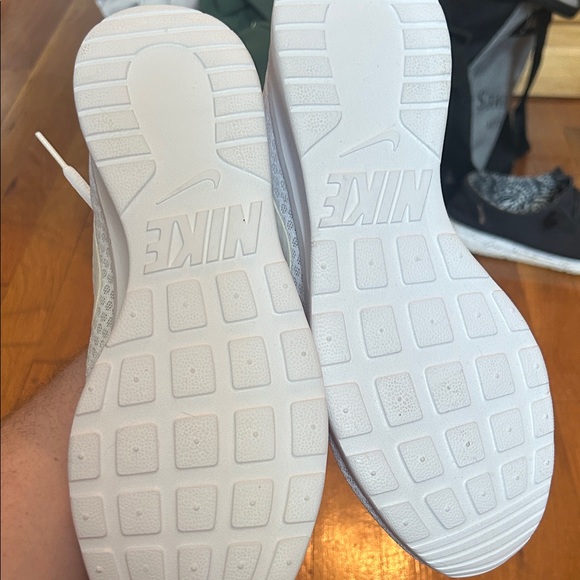 Nike White Athletic Shoes - Picture 4 of 4